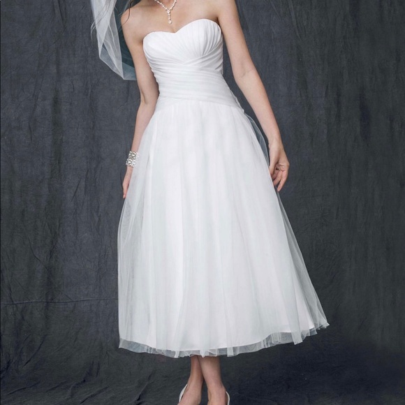 David's Bridal Dresses & Skirts - NWT Wedding Dress